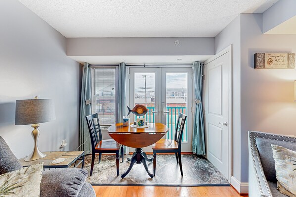 Interior - Town of Dewey Beach updated condo with pool, balcony, & W/D (Dewey Beach)