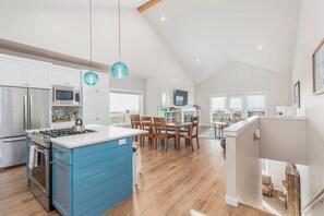 Fridge, microwave, oven, stovetop - Kingfisher-Amazing views, lux home, hot tub, and clubhouse in Pacific City. (Pacific City)