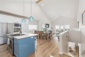 Fridge, microwave, oven, dishwasher - Kingfisher #106 - Stunning ocean views, luxury home, hot tub. 3 king bedrooms. (Pacific City)