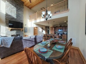 Dining - Take a Time Out With Long Range Mountain Views (Mars Hill)