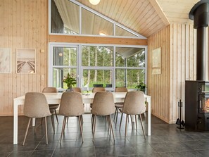 Dining - "Nayati" - 2km from the sea by Interhome (Saltum)