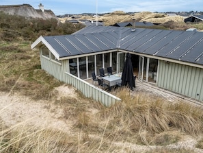 Outdoor dining - "Erwith" - 50m from the sea by Interhome (Blokhus)