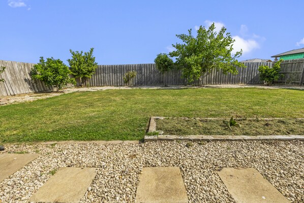 Casa Deluxe | Vista del jardí