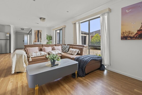 Maison Deluxe | Coin séjour