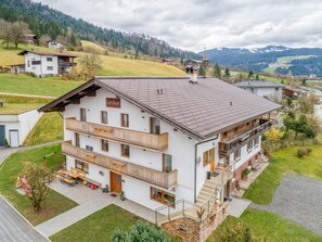 Exterior - Cosy holiday apartment near the slopes (Itter)