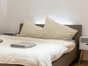 1 bedroom, Internet