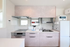 Comfort Villa | Private kitchen - Wakoso Harmonious Light West (Hakone)