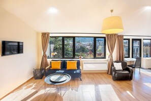 Studio | Living area - H&B apartments Pier Kobakhidze (Tbilisi)