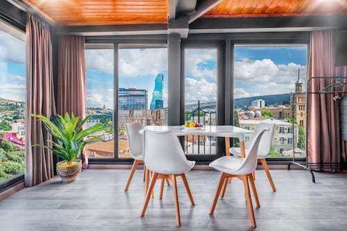 H&B Kobakhidze码头公寓