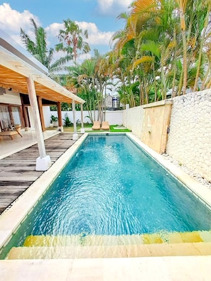 Piscina externa