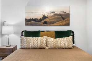 3 Schlafzimmer, Schreibtisch, Reisekinderbett, kostenloses WLAN