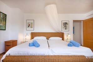2 bedrooms, iron/ironing board, WiFi, bed sheets - Wonderful and comfortable villa  with private pool in Benissa, Costa Blanca, Spain for 4 persons (Benissa)