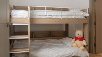 3 bedrooms, iron/ironing board, travel cot, WiFi