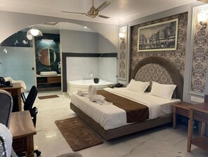 Royal Room | Egyptian cotton sheets, premium bedding, memory foam beds, in-room safe - Mahal E Noor Amritsar Haveli (Sirsa)