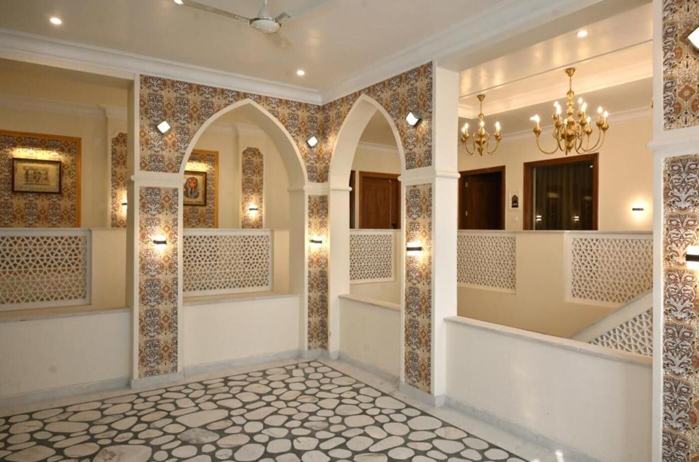 Área de estar no saguão