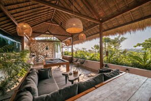 Terrace/patio - Ricefield Serenity Villa-4BR Canggu Escape (Canggu)