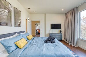 5 quartos, ferros/tábuas de passar roupa, berço de viagem
