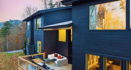 Secluded 5BDR w/ Hot Tub, Game Room, Deck Forest Views | Dark Horse by AvantStay