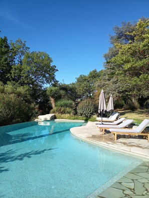 Piscine extérieure
