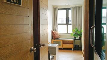 Exclusive Room | Hypo-allergenic bedding, memory foam beds, individually decorated