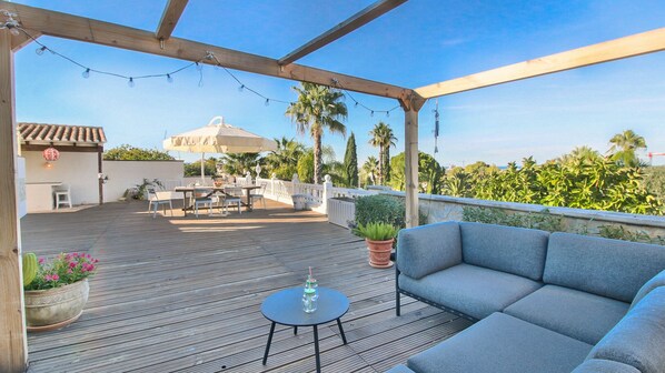 Outdoor dining - Villa de luxe à Denia avec vue et piscine tout compris (Denia)