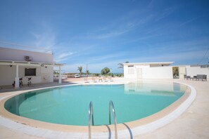 Outdoor pool - Villa Ginevra - La Dimora by Apulia Hospitality (Capitolo)