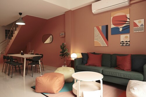 4 Bedrooms, Private&Cozy @ Walking Street