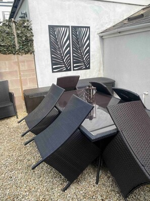 Terrace/patio - Large Victorian Terrace, Penarth (Cardiff) (Penarth)