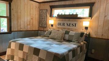 4 bedrooms, iron/ironing board, WiFi