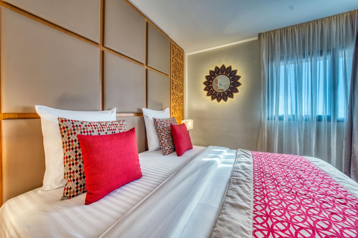 Chambre Exécutive, vue mer