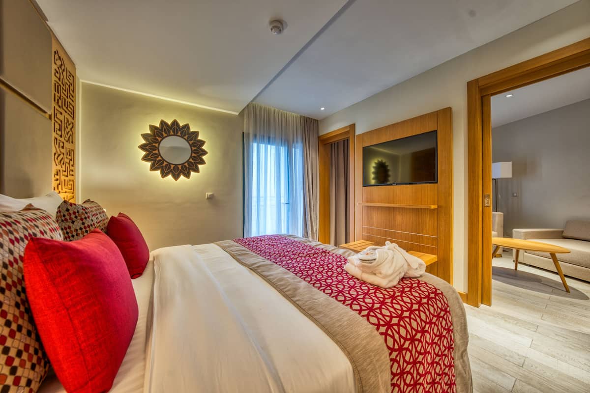 1 bedroom, Egyptian cotton sheets, premium bedding, pillow-top beds