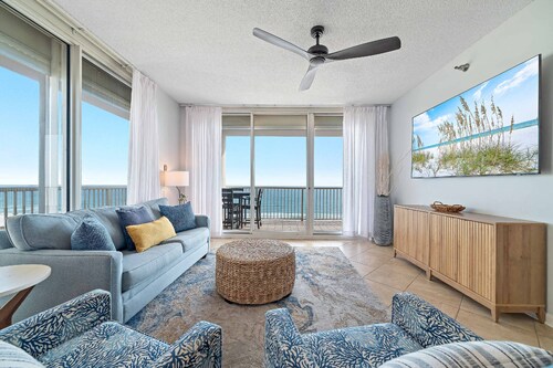 Beach Club D-801~East Corner, In/Outdoor Pools, Hot Tub, Tennis, Sauna + $400 FREE Activities Daily