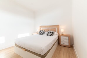 2 Schlafzimmer, Bügeleisen/Bügelbrett, WLAN, Bettwäsche