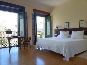 7 habitaciones y ropa de cama 