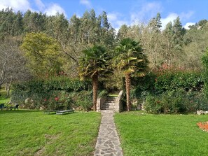 Property grounds - Hotel Boutique Villa De Palacios, una Casa de Ensueño en un Entorno Inigualable (SAN MIGUEL DE ARAS - VOTO)