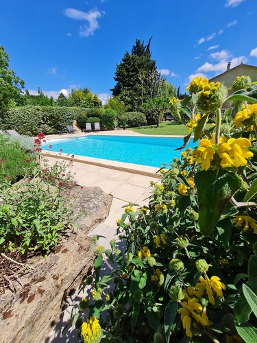 LE MAS DE LA DAME JEANNE - Holidays in Provence-