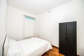 2 bedrooms
