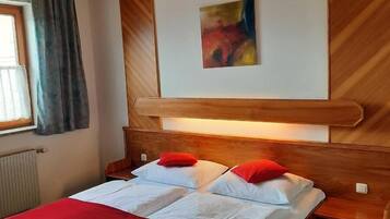Komfort Double room | Schreibtisch, kostenloses WLAN, Bettwäsche