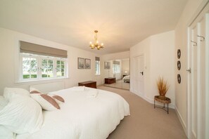 Studio | 3 bedrooms, desk - The Bensil - Carnoustie Meets The Hamptons (Carnoustie)