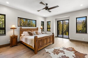 5 bedrooms, free WiFi, bed sheets