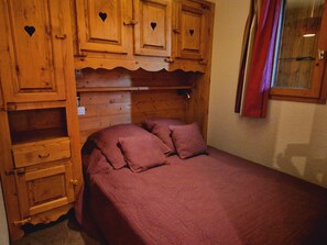 1 bedroom
