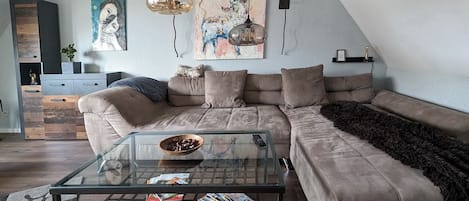 تلفزيون ذكي