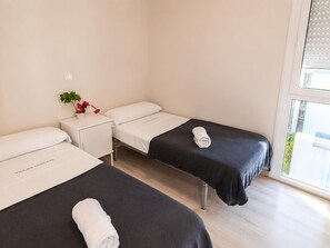 2 makuuhuonetta, vuodevaatteet