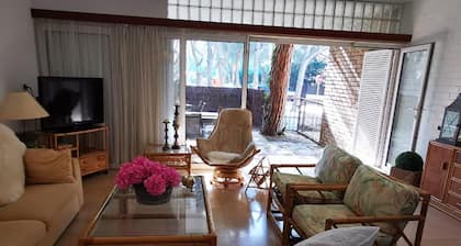 Stunning 6-Bedroom Villa in Platja d’Aro, Steps from Beach with Terrace