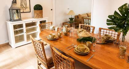 Stunning 6-Bedroom Villa in Platja d’Aro, Steps from Beach with Terrace