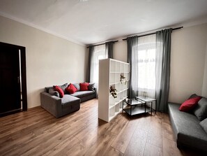 Living area - Centrally-Located Opole Apartment: Stunning Views & Convenience! (Opole)