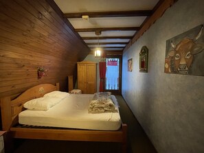 6 bedrooms, free WiFi