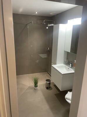 Superior-Apartment | Badezimmer