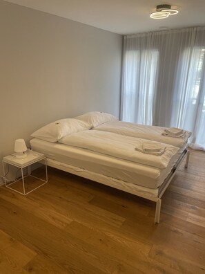 Superior-Apartment | 2 Schlafzimmer, kostenloses WLAN, Bettwäsche