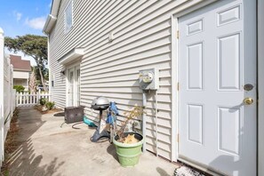 Unclassified image, 3 of 28, button - Windy Hill Cottage- 6 Bds- Pool- Block 2 Beach (North Myrtle Beach)